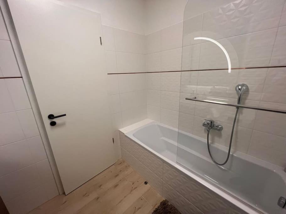 Karzo Property Lk 206 ブダペスト エクステリア 写真